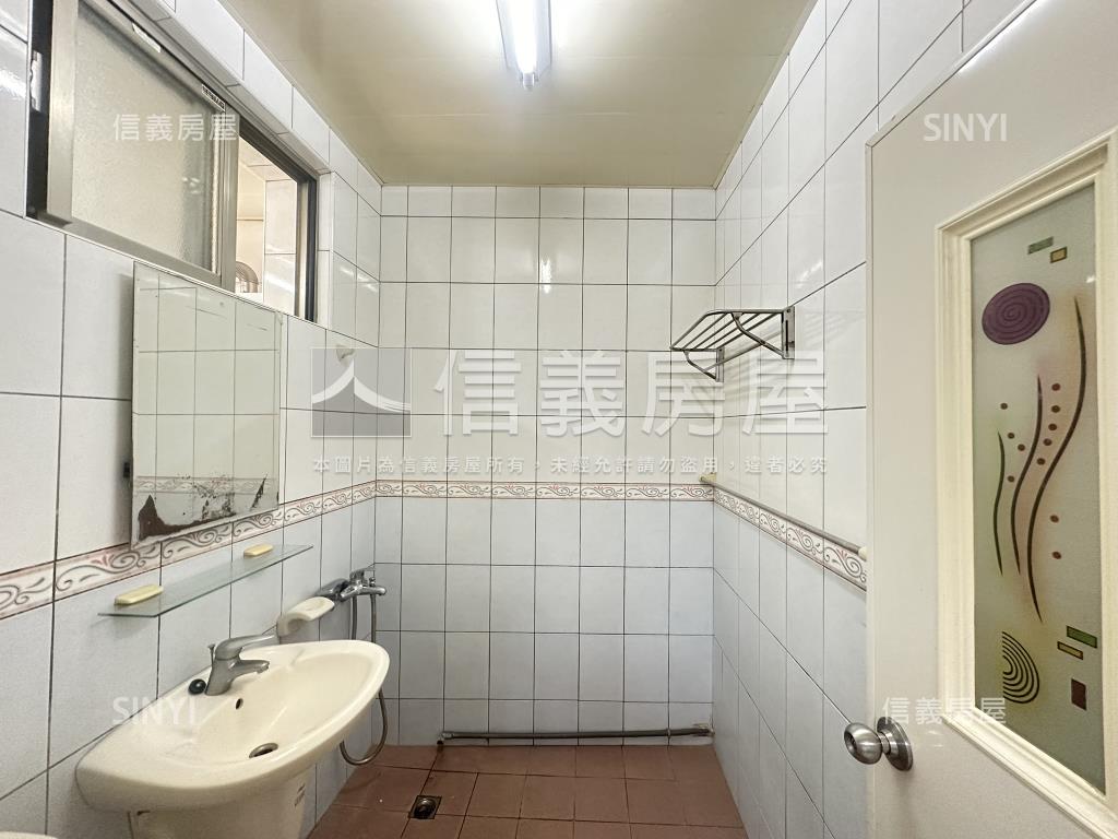 公園首購兩房房屋室內格局與周邊環境