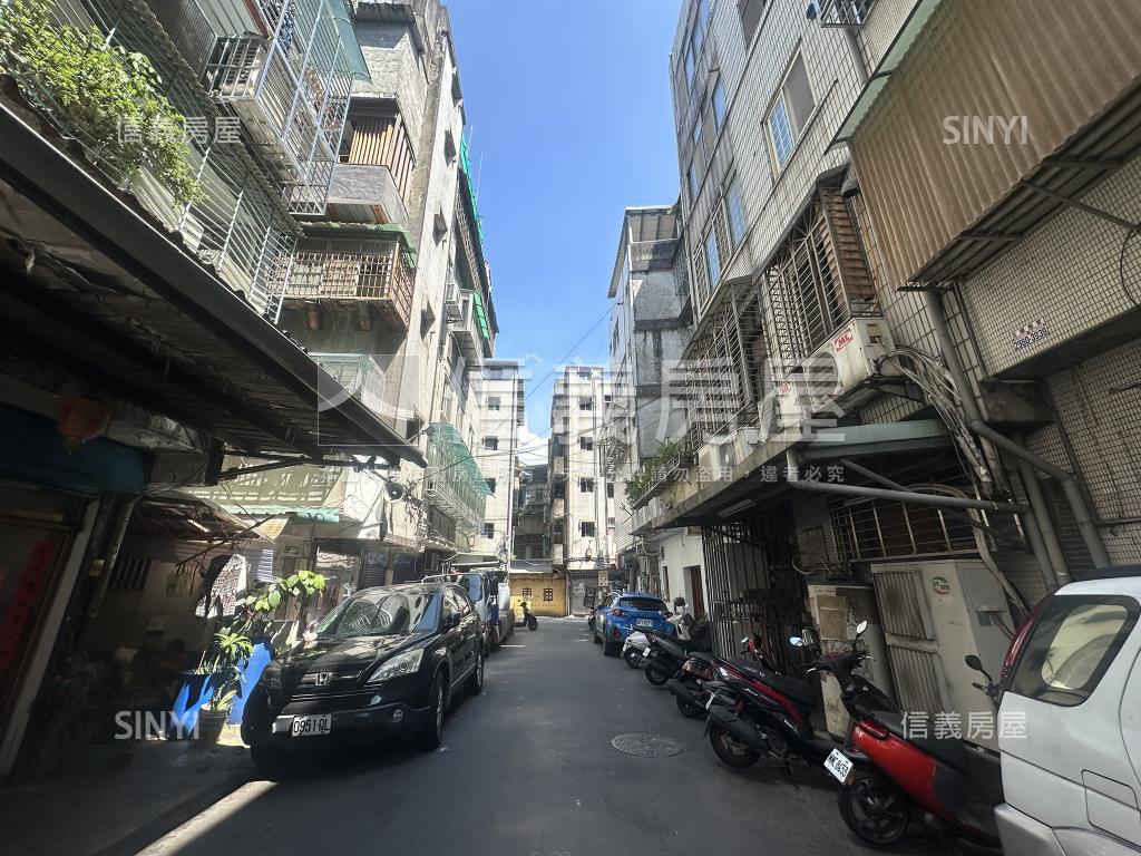 公園首購兩房房屋室內格局與周邊環境