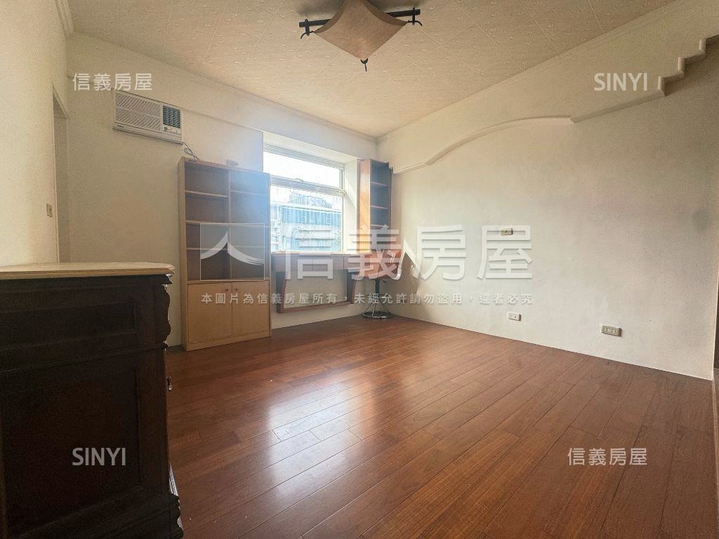 正星雲街上一層一戶四樓房屋室內格局與周邊環境