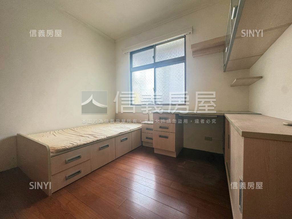 正星雲街上一層一戶四樓房屋室內格局與周邊環境