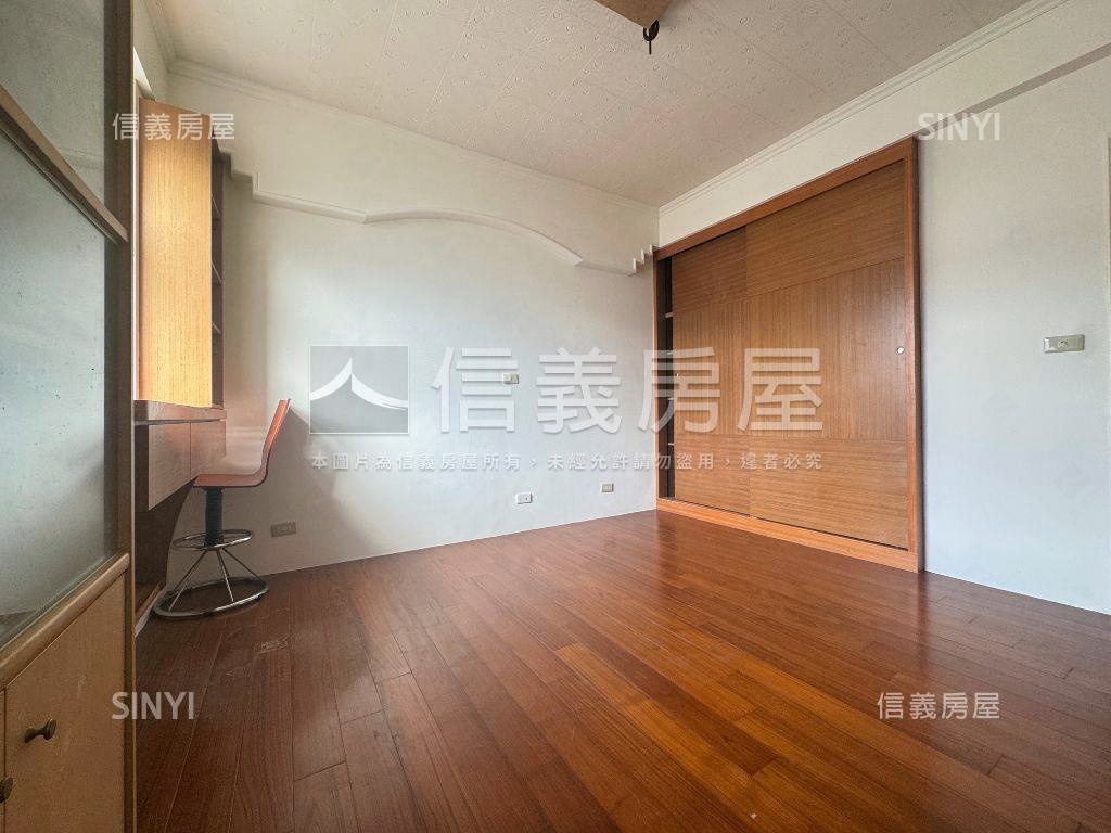 正星雲街上一層一戶四樓房屋室內格局與周邊環境