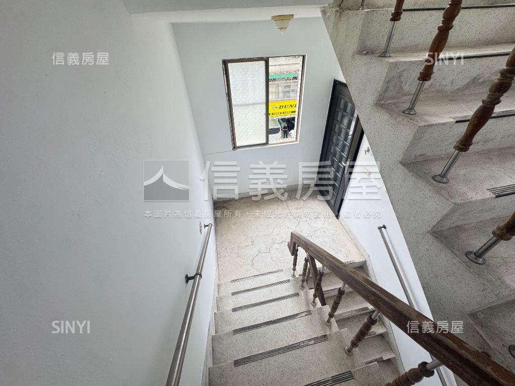 正星雲街上一層一戶四樓房屋室內格局與周邊環境