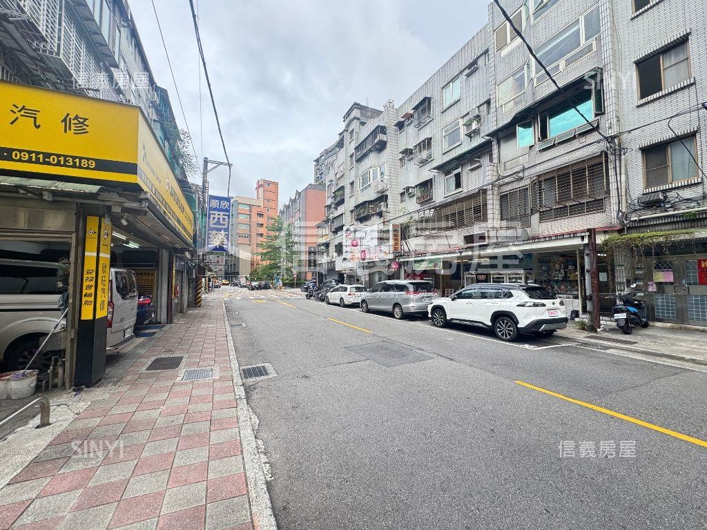 正星雲街上一層一戶四樓房屋室內格局與周邊環境