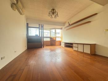 正星雲街上一層一戶四樓