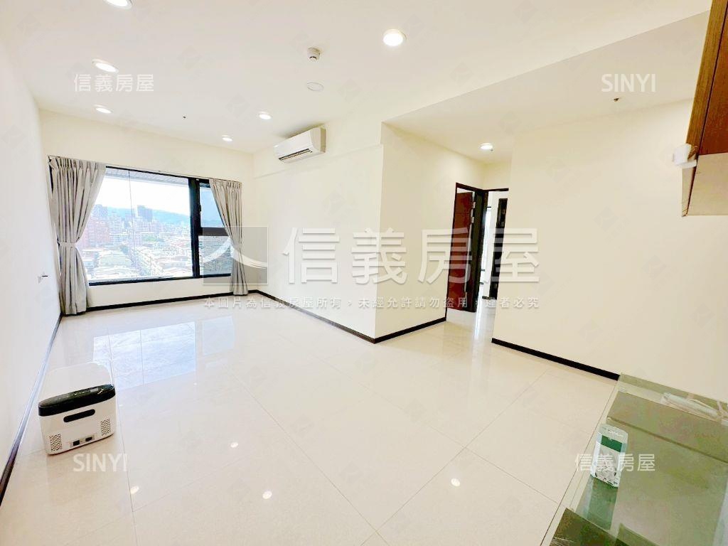 天使降臨電梯三房車位房屋室內格局與周邊環境