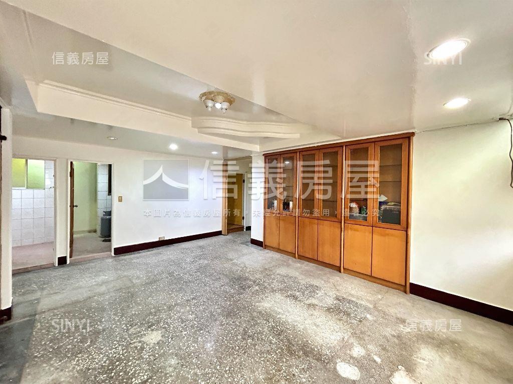 ✿低總價方正採光三房✿房屋室內格局與周邊環境