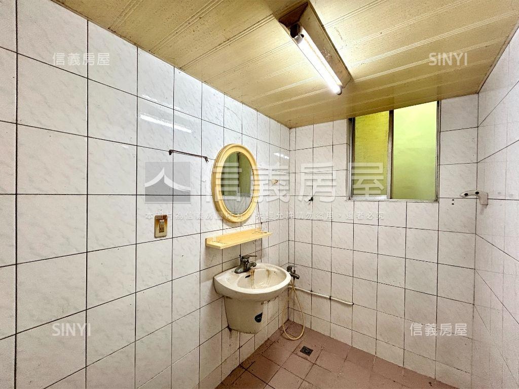 ✿低總價方正採光三房✿房屋室內格局與周邊環境