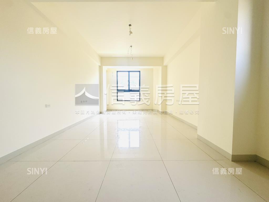 有夠新正路面店面透天房屋室內格局與周邊環境