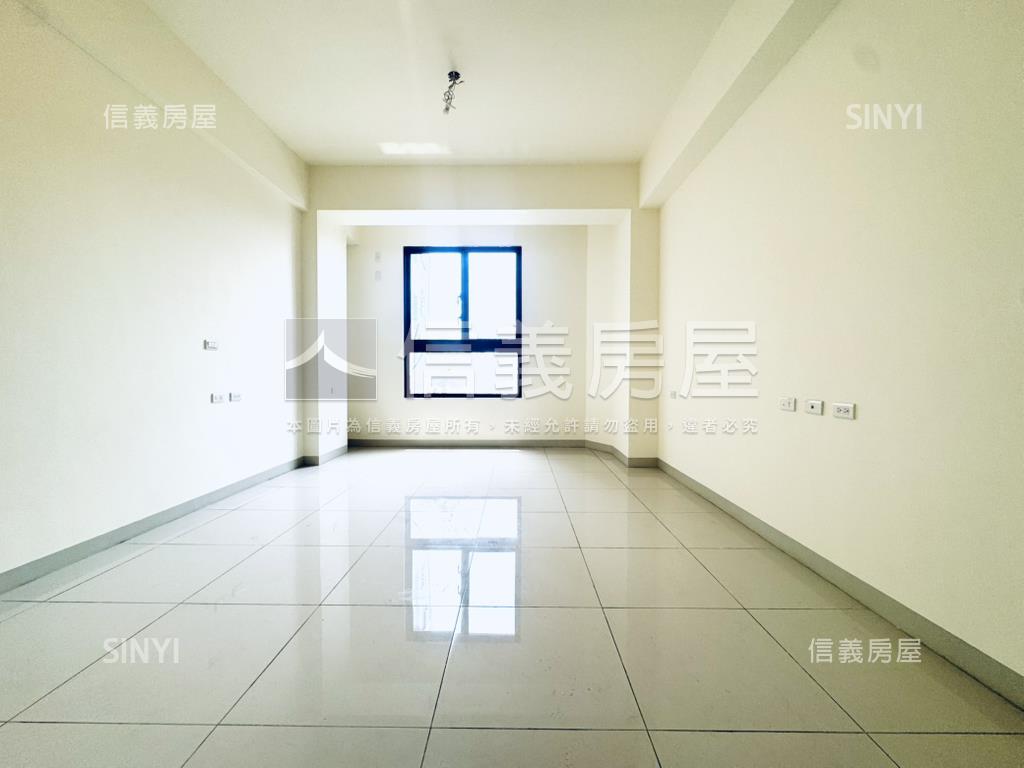 有夠新正路面店面透天房屋室內格局與周邊環境