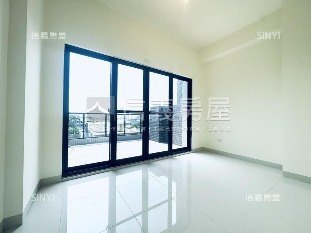 有夠新正路面店面透天房屋室內格局與周邊環境