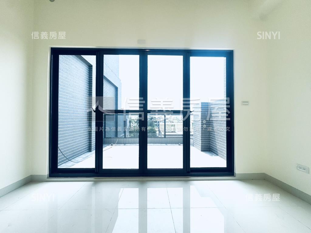 有夠新正路面店面透天房屋室內格局與周邊環境