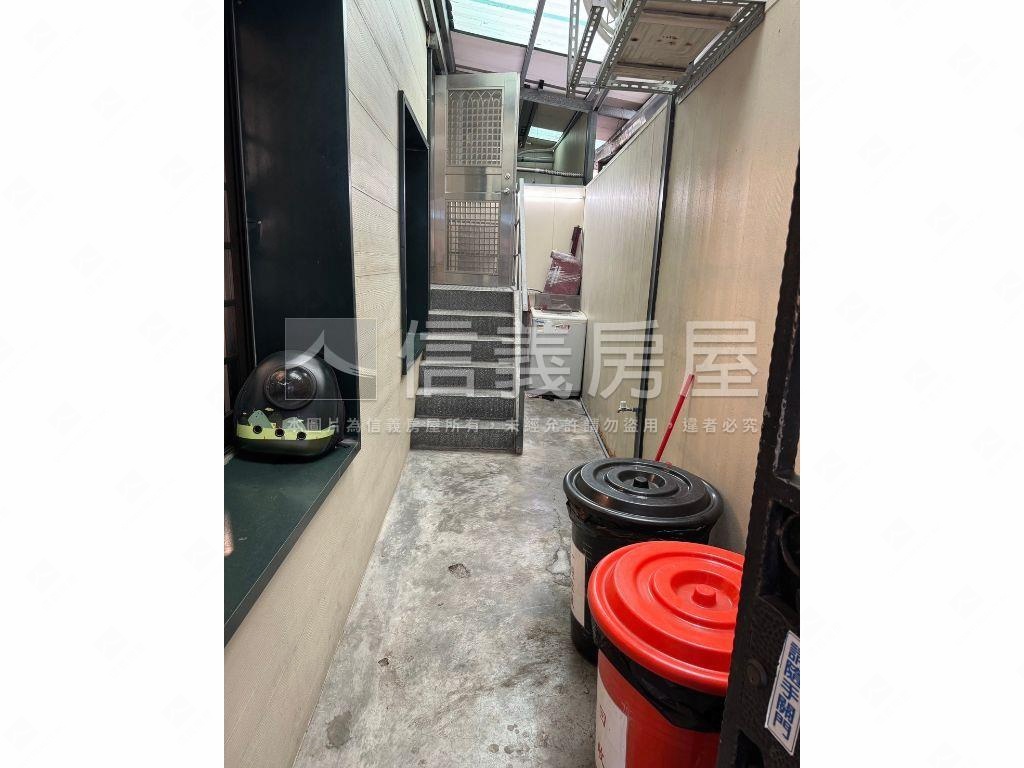 酷近中國醫優質店套房屋室內格局與周邊環境
