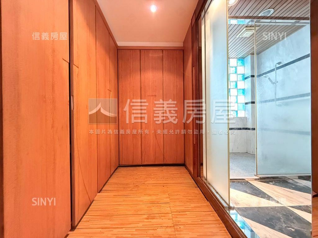 專任北屯獨棟大地坪別墅房屋室內格局與周邊環境