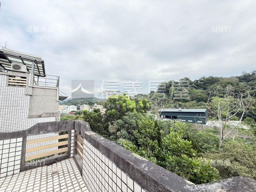 專任北屯獨棟大地坪別墅房屋室內格局與周邊環境