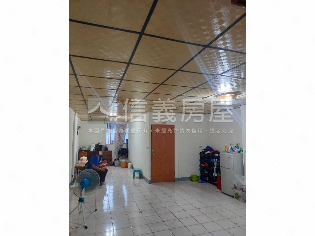 新樹路稀有優質透天房屋室內格局與周邊環境