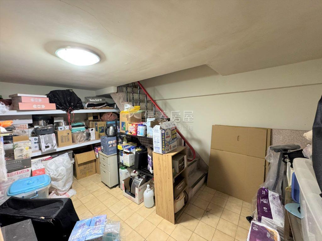 美術館綠園大地坪企業店透房屋室內格局與周邊環境
