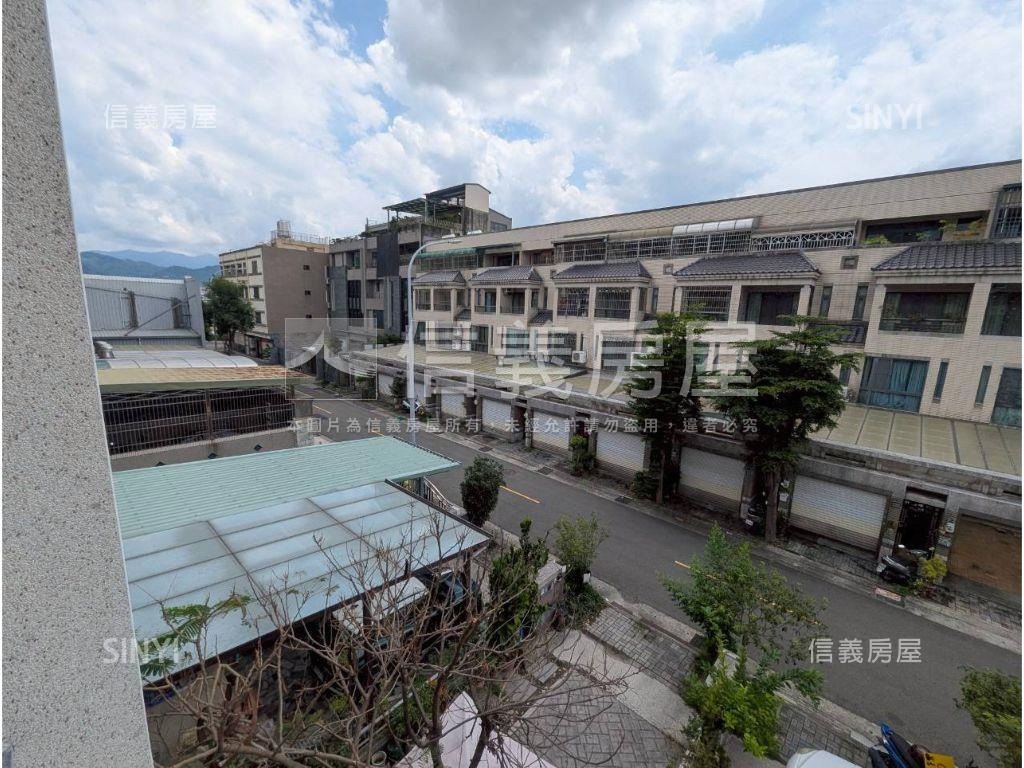 大里安心成家透天房屋室內格局與周邊環境