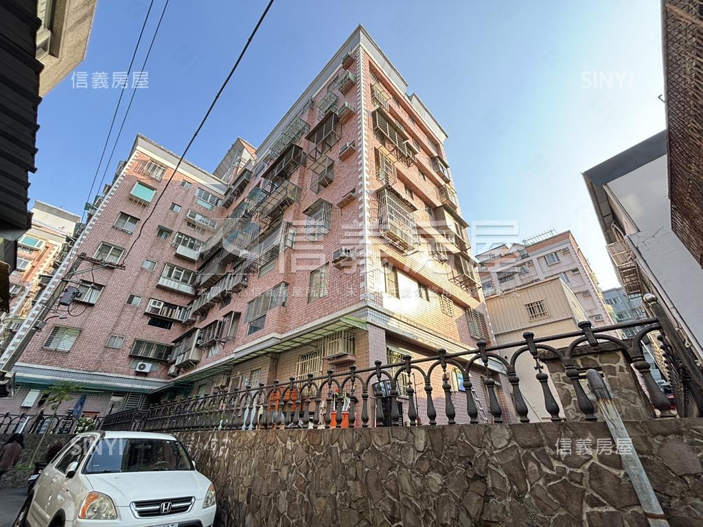關渡大街一樓庭院戶房屋室內格局與周邊環境