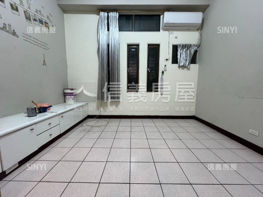 低總價電梯大空間房屋室內格局與周邊環境