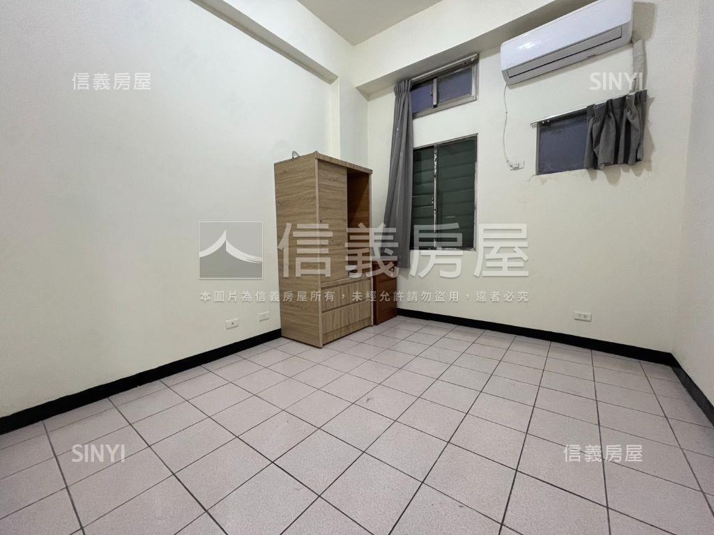 低總價電梯大空間房屋室內格局與周邊環境