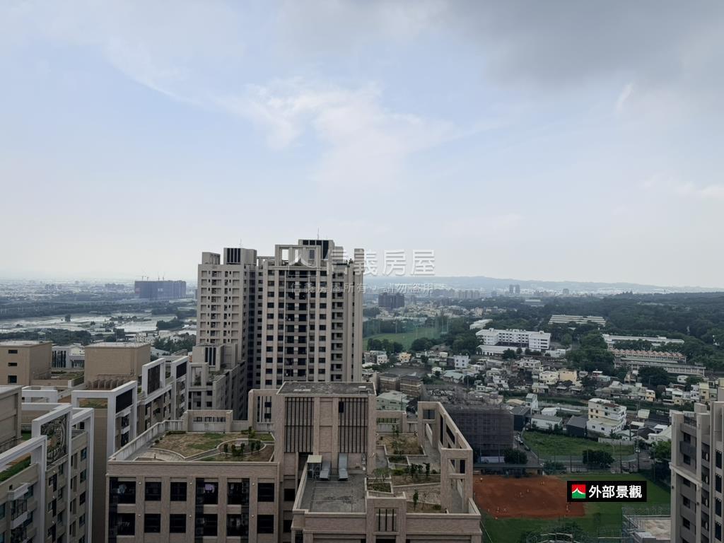 專任勝美琚朝南帝王戶房屋室內格局與周邊環境