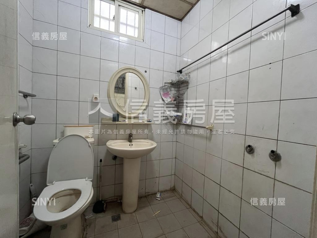 德隆路平房方便停車房屋室內格局與周邊環境