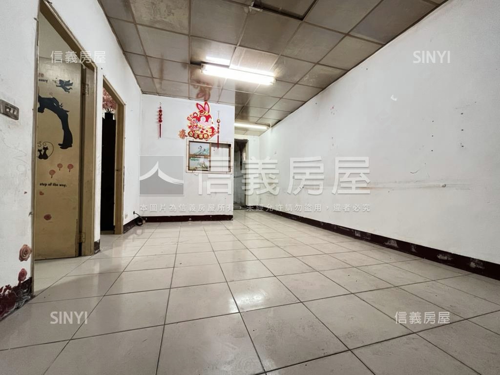 德隆路平房方便停車房屋室內格局與周邊環境