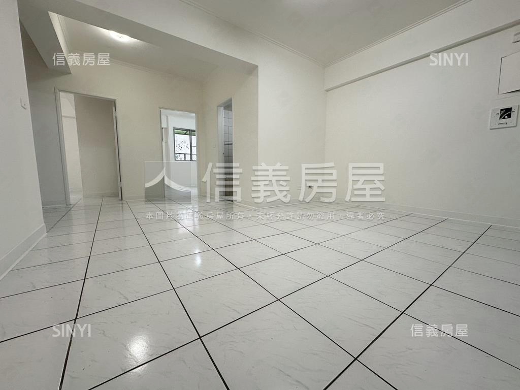 東方巴黎邊間方正三房房屋室內格局與周邊環境