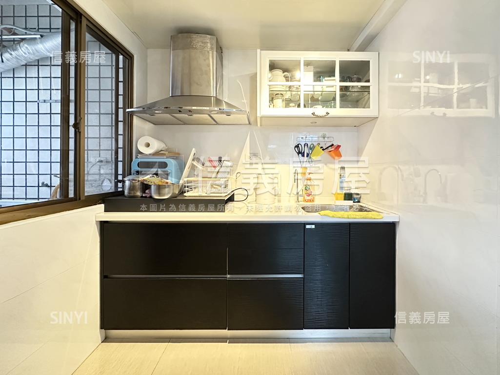 百順客高樓邊間三房房屋室內格局與周邊環境