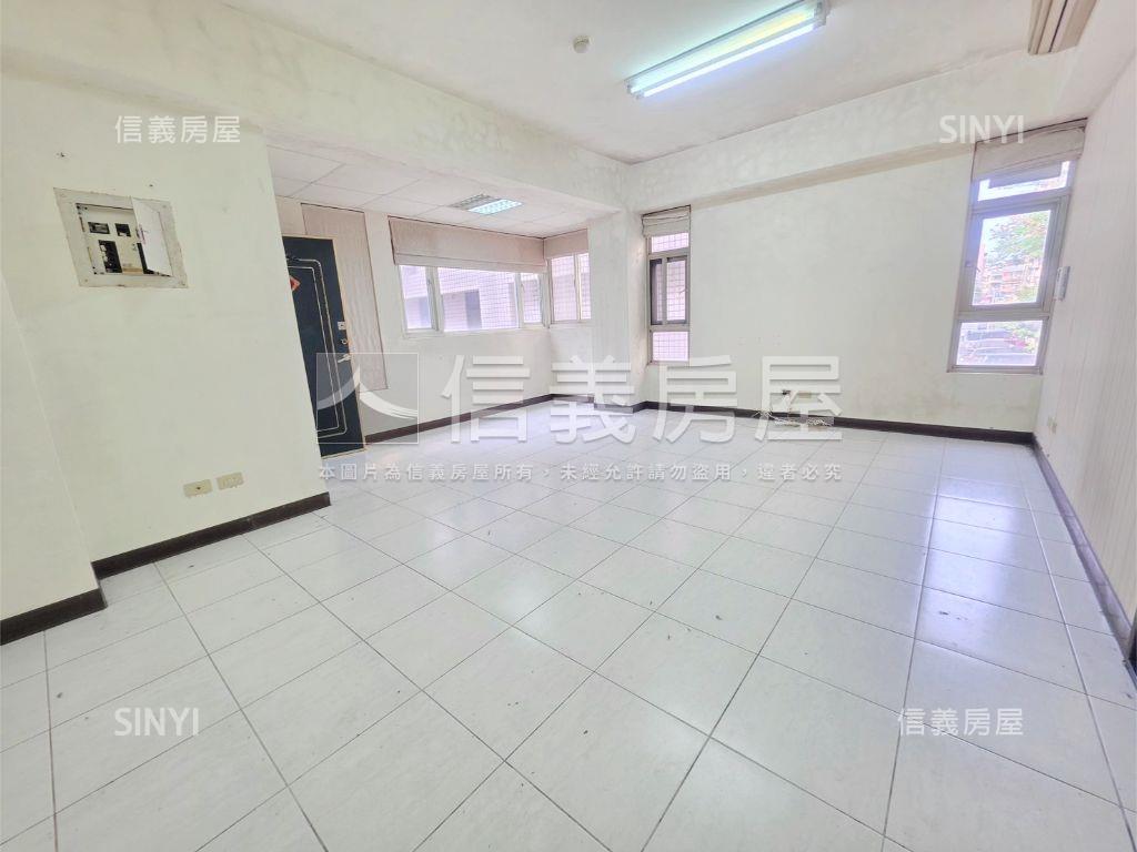 中正吉品三房稀有釋出房屋室內格局與周邊環境