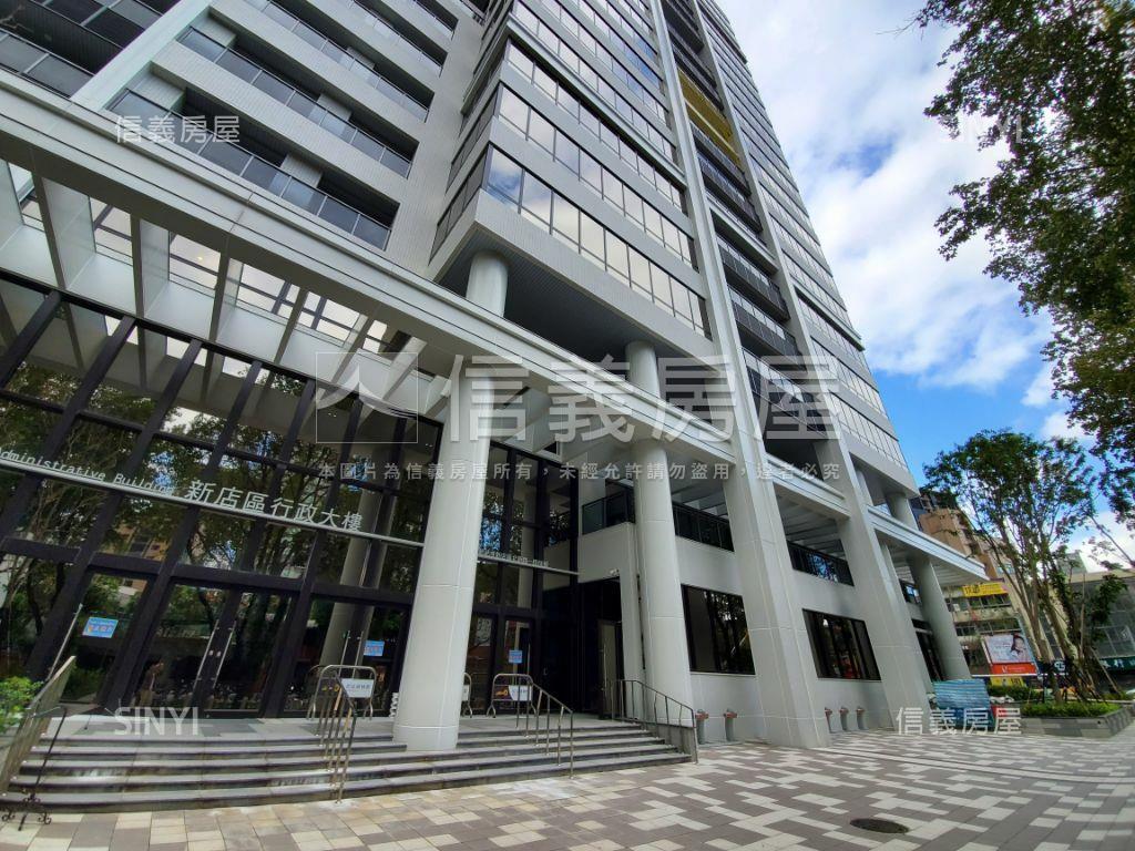 中正吉品三房稀有釋出房屋室內格局與周邊環境