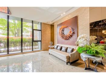 Ｇ７首綻｜朝南高樓平車位