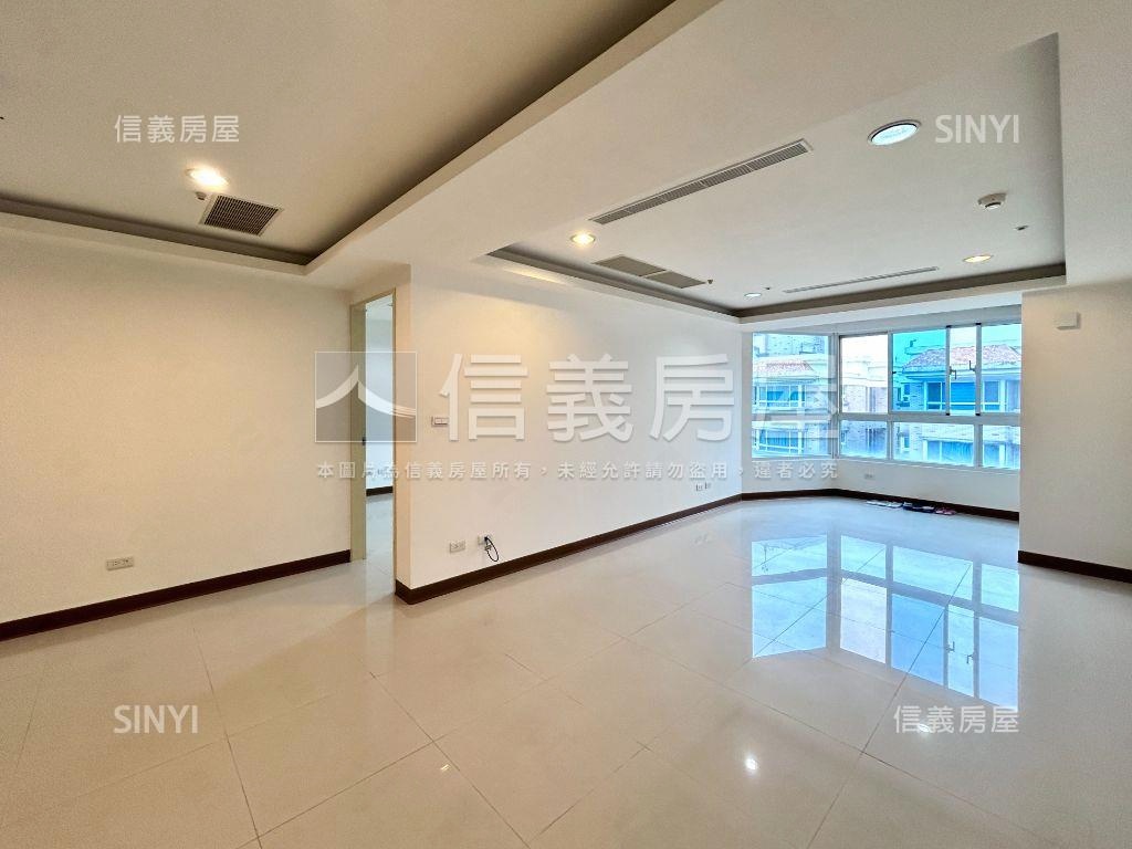 西班牙頂層美景三房車位房屋室內格局與周邊環境