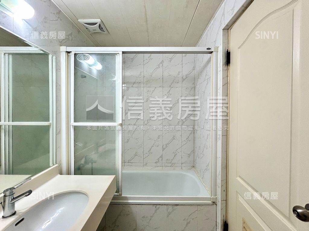 西班牙頂層美景三房車位房屋室內格局與周邊環境