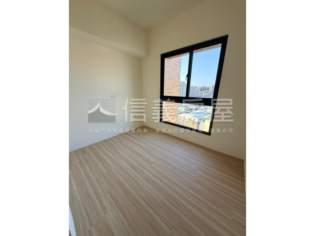 十二淳三房平車Ｄ房屋室內格局與周邊環境