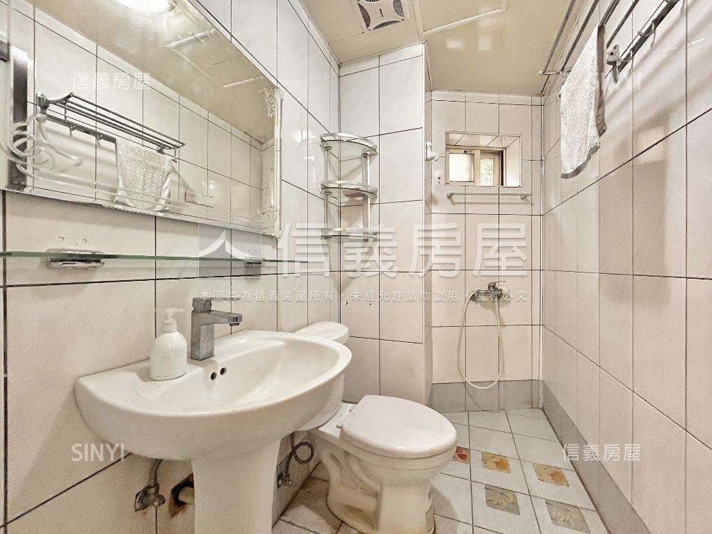 明志邊間三面採光公寓房屋室內格局與周邊環境