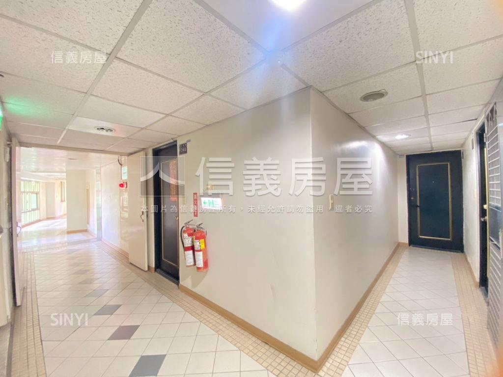 空屋馬上看！逢甲質感套房房屋室內格局與周邊環境