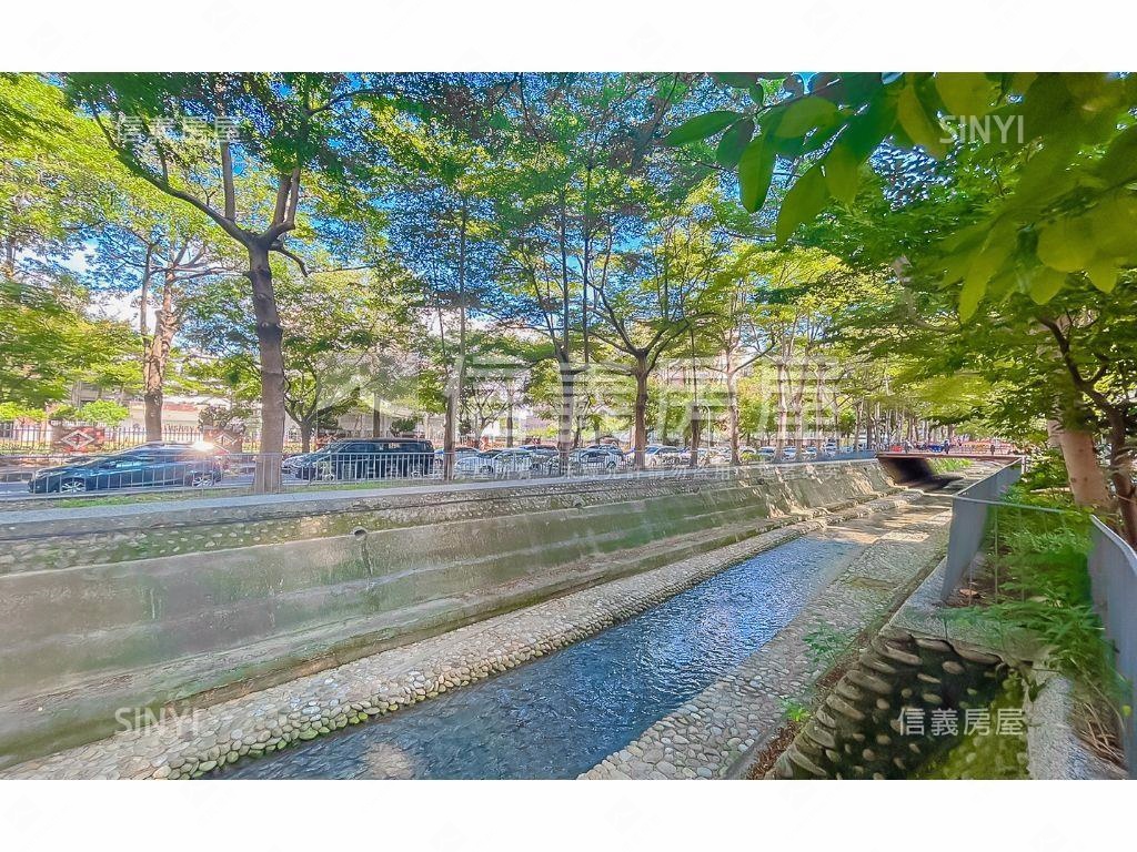 空屋馬上看！逢甲質感套房房屋室內格局與周邊環境