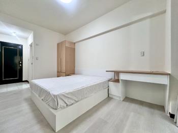 近逢甲大學有陽台美套房