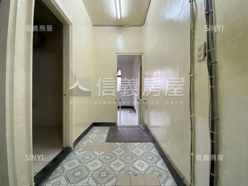 熱鬧新生街１１號住店皆宜房屋室內格局與周邊環境