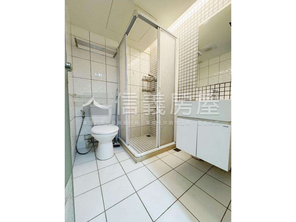 近新光收租二樓公寓房屋室內格局與周邊環境