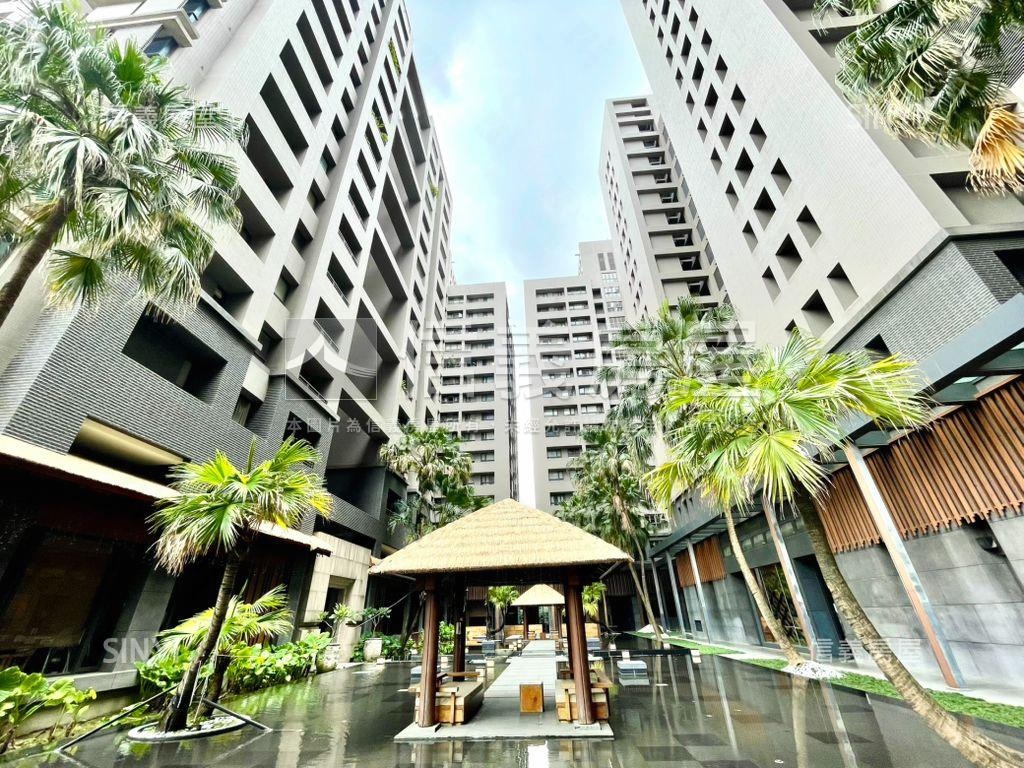 新月灣｜四房樹梢戶附車位房屋室內格局與周邊環境