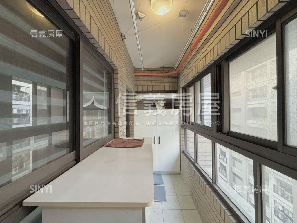 佳泰捷郡三房視野平車美屋房屋室內格局與周邊環境