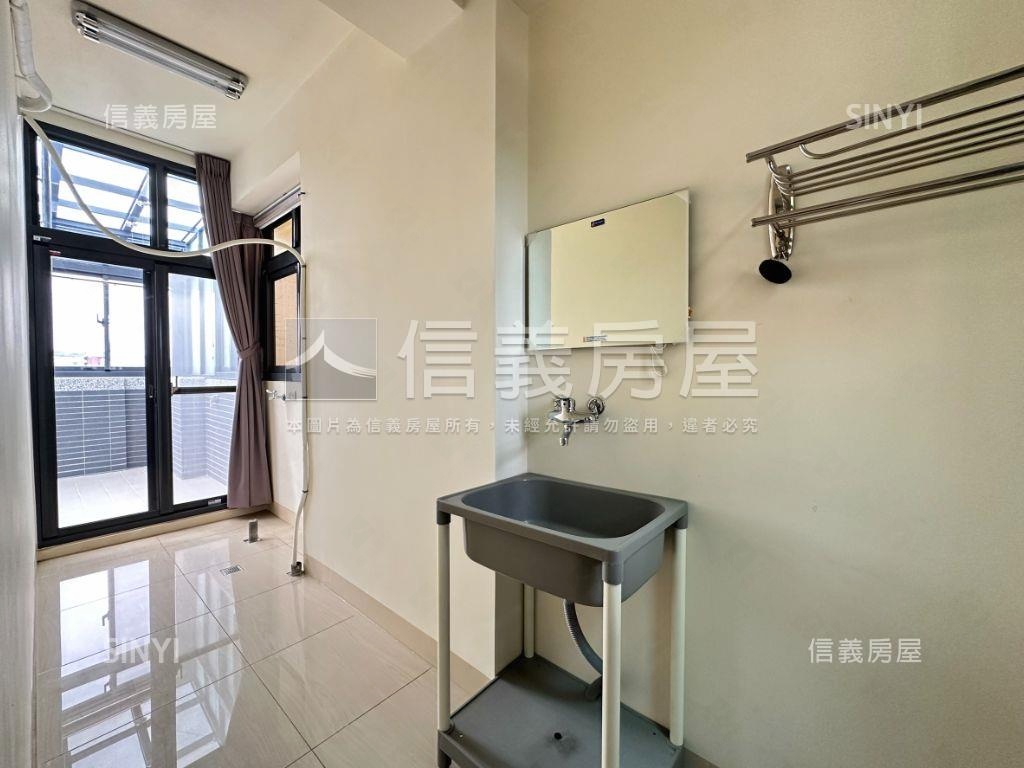 中山車庫透天房屋室內格局與周邊環境