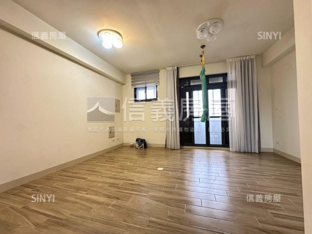中山車庫透天房屋室內格局與周邊環境