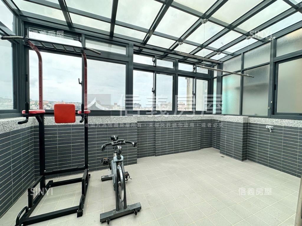 中山車庫透天房屋室內格局與周邊環境