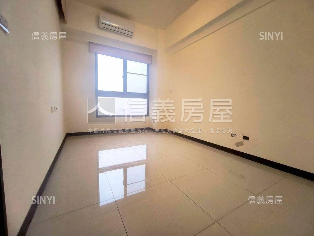 景觀南勢大全聯３房車位房屋室內格局與周邊環境