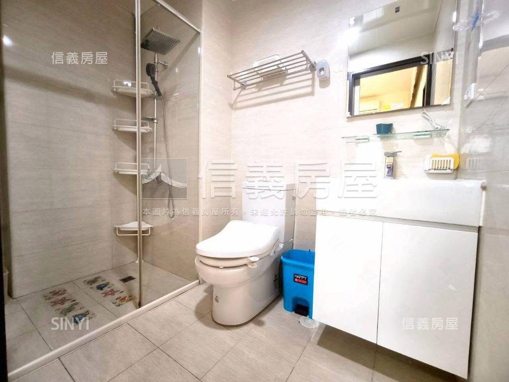 景觀南勢大全聯３房車位房屋室內格局與周邊環境