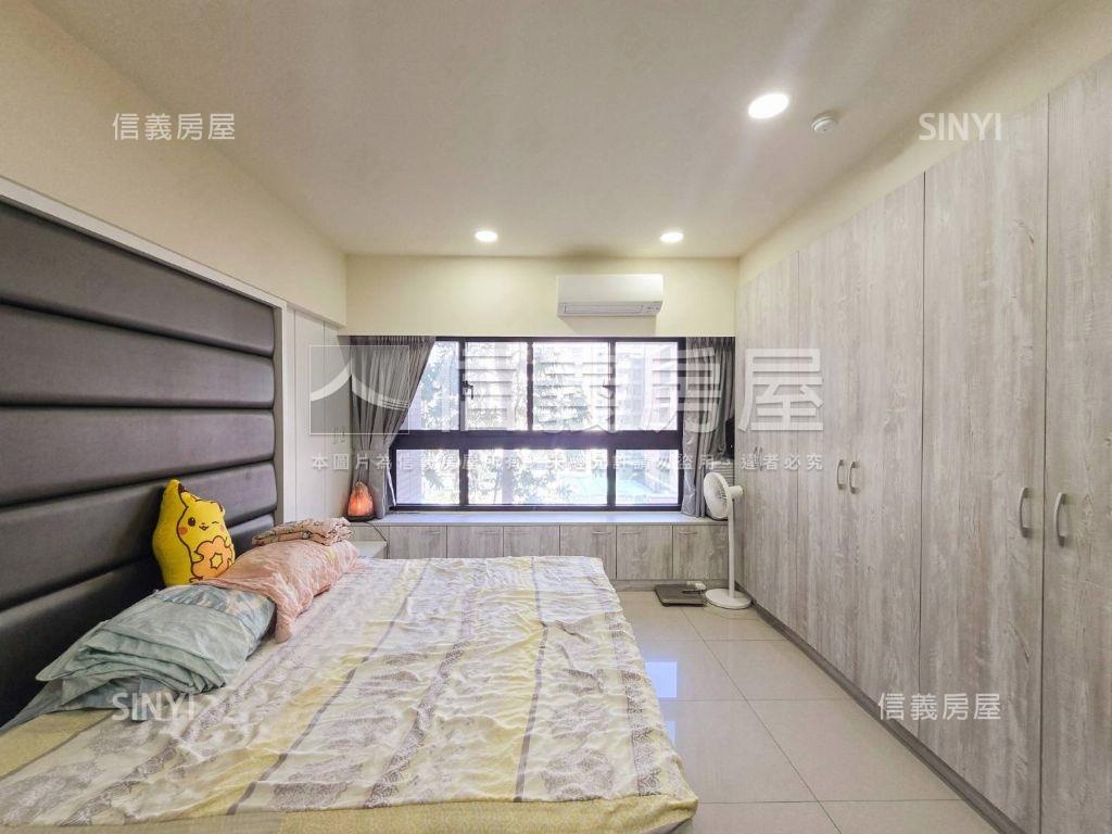 巨蛋ＧＩＧＡ三房車位房屋室內格局與周邊環境