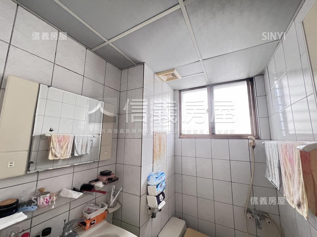 玫瑰人生景觀三房房屋室內格局與周邊環境